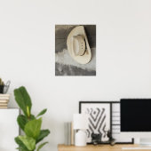 Cowboy-Hut an der Wand der Blockhütte Poster (Heimbüro)