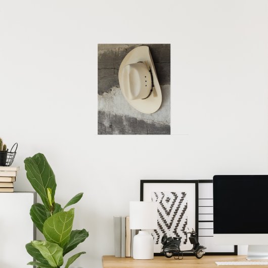 Cowboy-Hut an der Wand der Blockhütte Poster (Heimbüro)