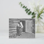 Cowboy liest einen Brief Postkarte (Stehend Vorderseite)