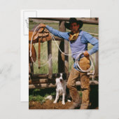 Cowboy posiert mit Brille und Haustier-Hund Postkarte (Vorne/Hinten)
