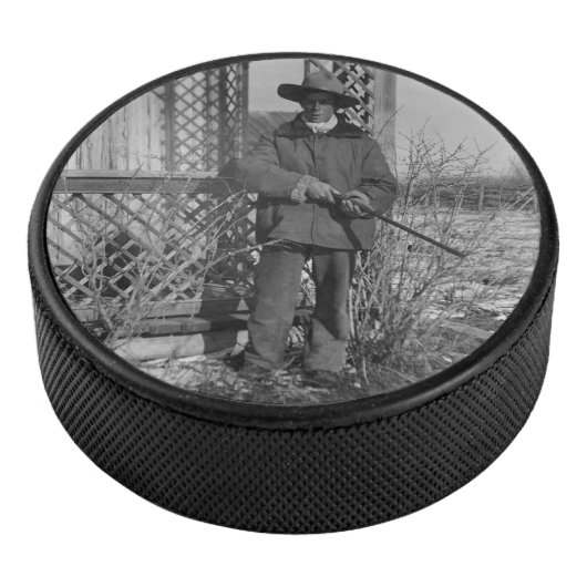 Cowboy Rancher oder kanadischer Gesetzentwurf des Eishockey Puck (3/4)