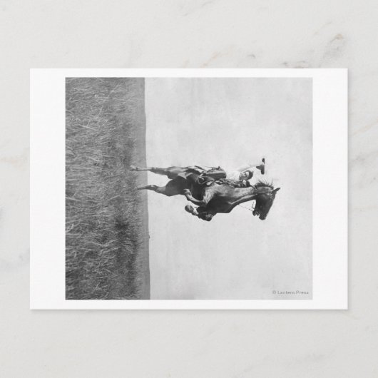 Cowboy Rides Bronco Rising auf seinen Hing Legs Postkarte (Vorderseite)