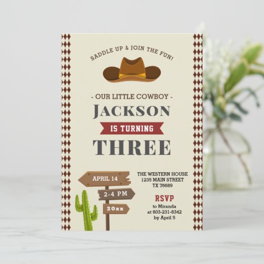 Cowboy Rodeo Western Saloon Kid Boy Birthday Party Einladung (Stehend Vorderseite)