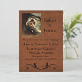 Cowboy und Cowgirl Kissing Western Wedding Einladung (Stehend Vorderseite)