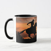 Cowboy und Steer Roping im Sonnenuntergang Tasse (Links)