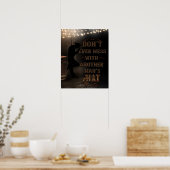 Cowboy vermasselt nie mit einem anderen Mann-Hut Poster (Küche)