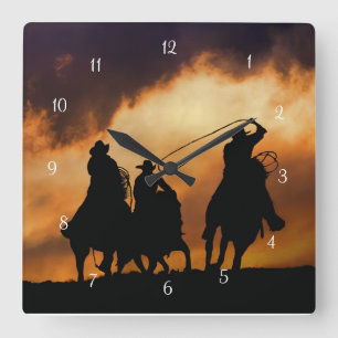 Cowboys and Horses Roping Quadratische Wanduhr