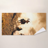 Cowboys, die wilde Pferde jagen. Badehandtuch (Badehandtuch)