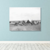 Cowboys sitzen um Chuckwagon-Foto Leinwanddruck (Insitu (Holzboden))