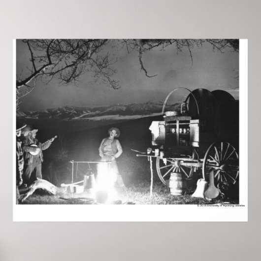 Cowboys spielen und singen um ein Lagerfeuer Poster (Vorne)