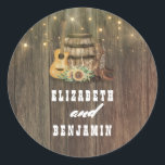 Cowboystiefel und Sonnenblumen Hochzeit Runder Aufkleber<br><div class="desc">Weinfass,  Cowboystiefel,  Saitenlichter,  Sonnenblumen,  rustikales Siegel für Hochzeiten auf dem Lande</div>