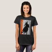 Cowgirl Champion Horse Riding Barrel Racing Woman  T-Shirt (Vorne ganz)