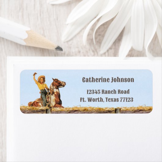 Cowgirl des Vintagen Westerns auf Pferdewellen Adr (Insitu)