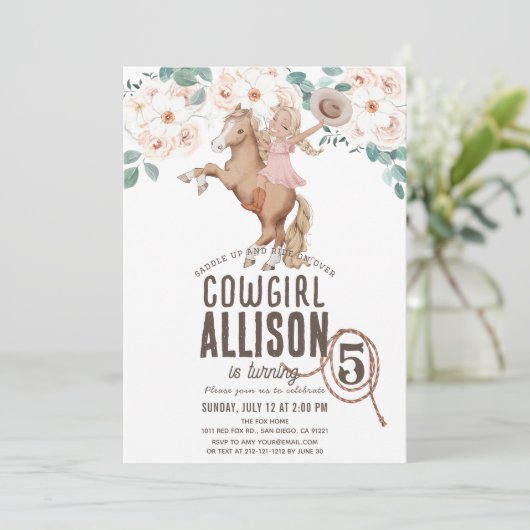 Cowgirl Floral Rodeo Western Pony Ride Birthday Einladung (Stehend Vorderseite)