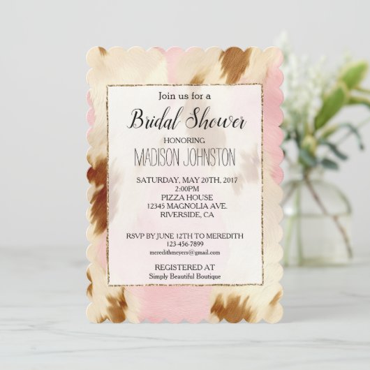 Cowgirl Pink Cream Brown Cowhide Einladung (Stehend Vorderseite)