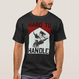 Cowgirl reitet ein schwer zu handhabendes Western- T-Shirt
