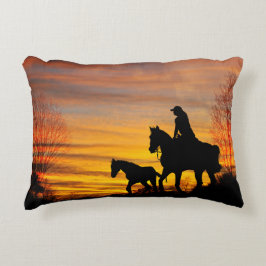 Cowgirl Sunset Horseback Ride Accent Pillow Dekokissen