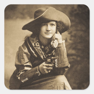 Cowgirl und ihr Six Shooter Vintage Quadratischer Aufkleber