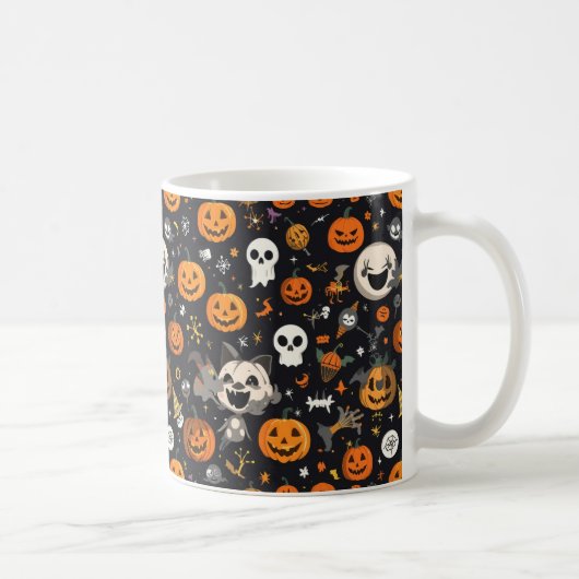 Cozy Black Background Ghost & Pumpkin All-Over Pat Kaffeetasse (Rechts)