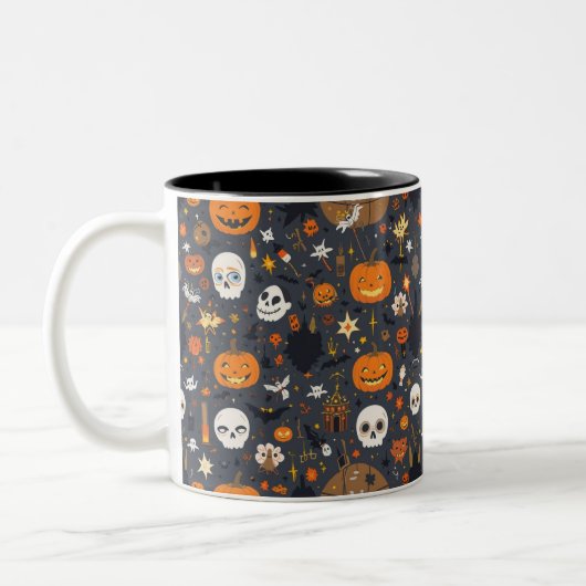 Cozy Black Background Ghost & Pumpkin All-Over Pat Zweifarbige Tasse (Links)