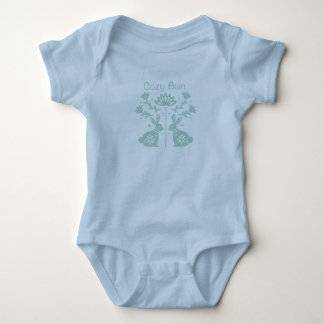 Cozy Bun Baby Bodysuit – Whimsical Bunny Design Strampler