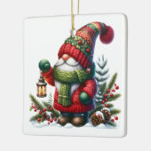 Cozy Christmas Gnome Art – Festive Holiday Keramikornament (Links)