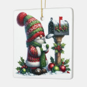 Cozy Christmas Gnome Art – Festive Holiday Keramikornament (Links)