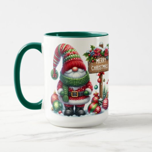 Cozy Christmas Gnome Art – Festive Holiday Tasse (Links)