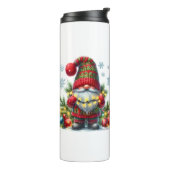 Cozy Christmas Gnome Art – Festive Holiday Thermosbecher (Nach links gedreht)