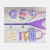 Cozy Doctor Blanket – Heart & Healing Design Fleecedecke (Vorderseite (Horizontal))