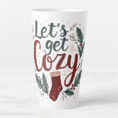 Cozy Holiday Pine Berry Lettering Milchtasse (Vorderseite)