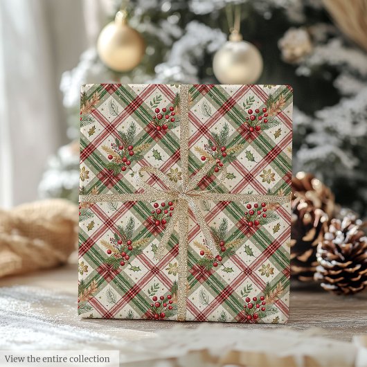 Cozy red and green watercolor holly berry wrap geschenkpapier