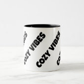 COZY VIBES ZWEIFARBIGE TASSE (Mittel)