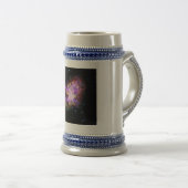 Crab Nebula Supernova Remnant Hubble Composite Bierglas (VorderseiteRechts)