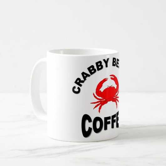 Crabby vor Kaffee-Tasse Kaffeetasse (Vorderseite Links)