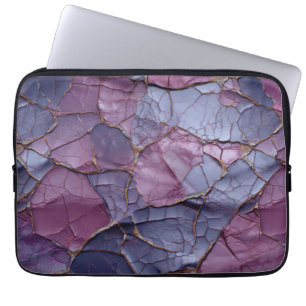 Cracked Pattern in Rich Shades of Lila and Blue Laptopschutzhülle