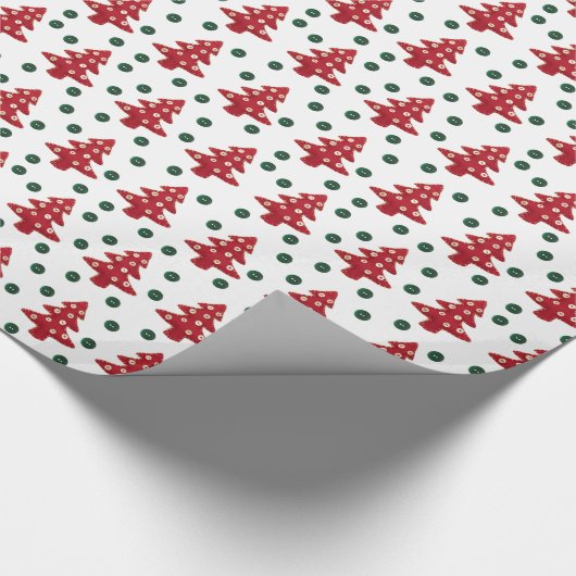 Craft Red Christmas Trees and Buttons Muster Geschenkpapier (Ecke)