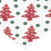 Craft Red Christmas Trees and Buttons Pattern Kurzer Tischläufer (Ecke)