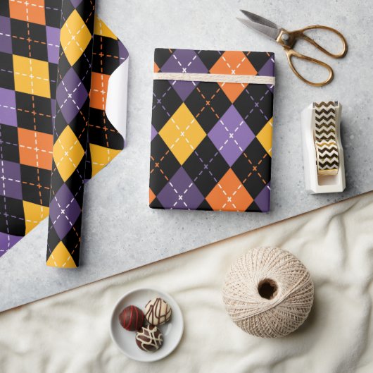 Crafty Black und Orange Halloween Stitching Geschenkpapier (Kunsthandwerk)