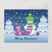 Crafty Snowman Knitting Scarf Feiertagspostkarte (Vorderseite)