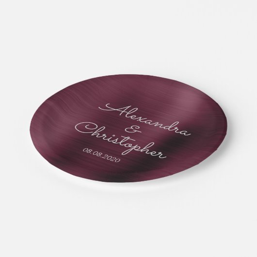 Cranberry Burgundy Hochzeit oder Empfang Pappteller (Schrägansicht)