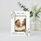 Cranberry Photo Holiday Save the Date Invitation  Postkarte (Stehend Vorderseite)