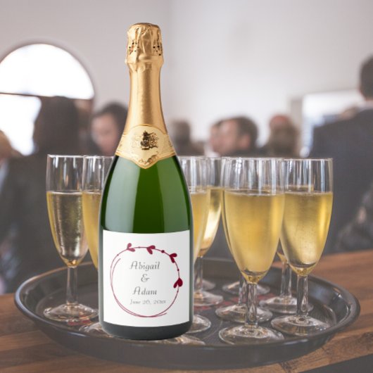 Cranberry Red Simple Heart Wreath Wedding Schaumweinetikett