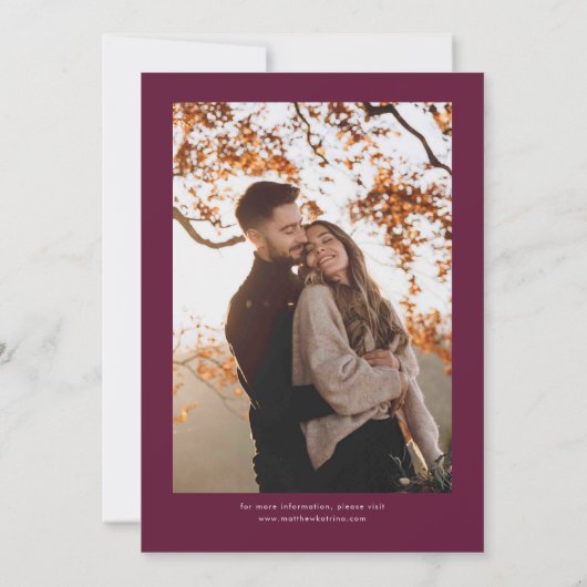 Cranberry Squiggly Wavy Frame Wedding Save The Date (Rückseite)