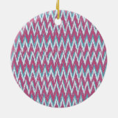 Cranberry und Aquamarines iKat ZigZag Muster Keramikornament (Hinten)