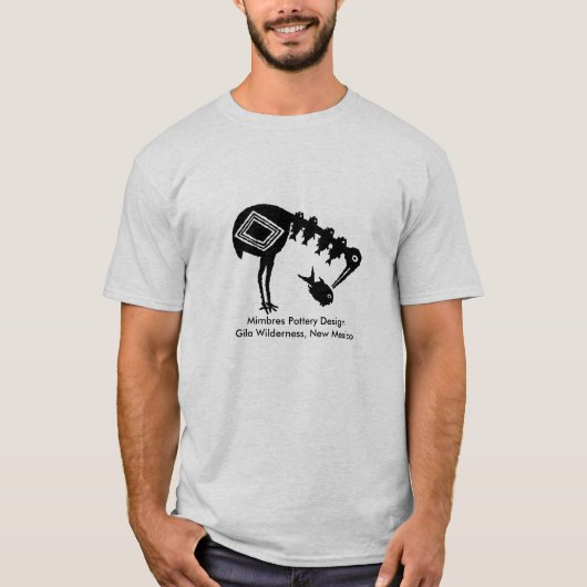 Crane Eating Fish - Mimbres Potteric Design T-Shirt (Vorderseite)