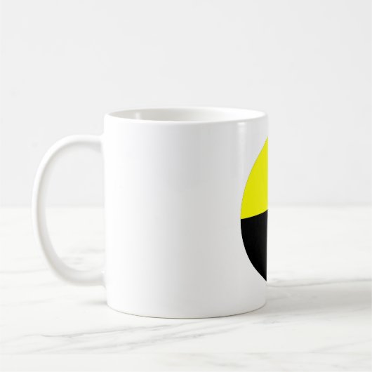 Crashtestattrappensymbolzeichen-Autounfall Kaffeetasse (Links)