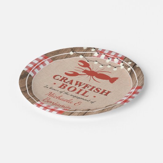 Crawfish Boil Lobster Engagement Party Rustikal Pappteller (Schrägansicht)