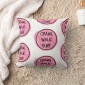 Crawl Walk Surf mit rosa Design Kissen (Decke)