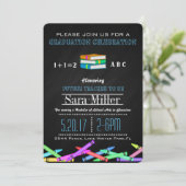 Crayon & Books Teacher Abschluss Einladung (Stehend Vorderseite)